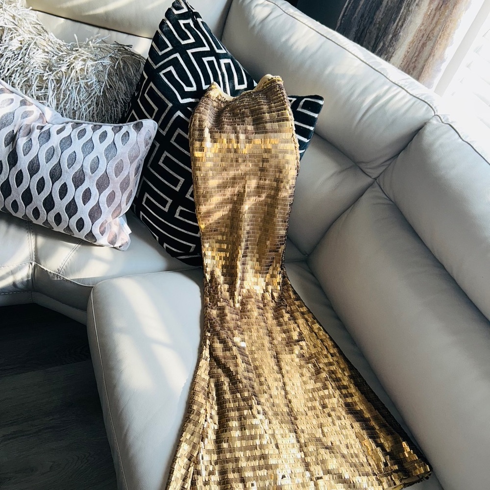 New Free people gold flare slacks.  Zipper on side.  Size: Small